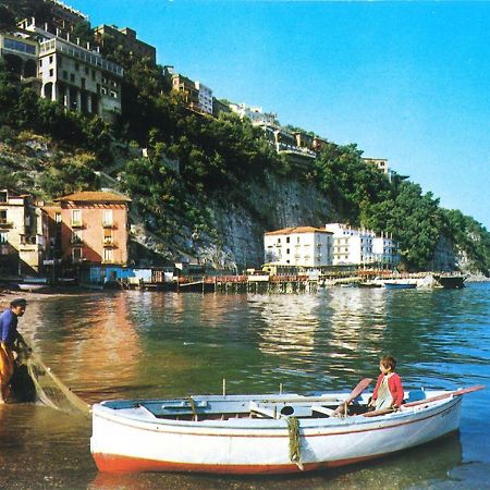 Il Borgo Antico Sorrento Sea View Apartman Kültér fotó