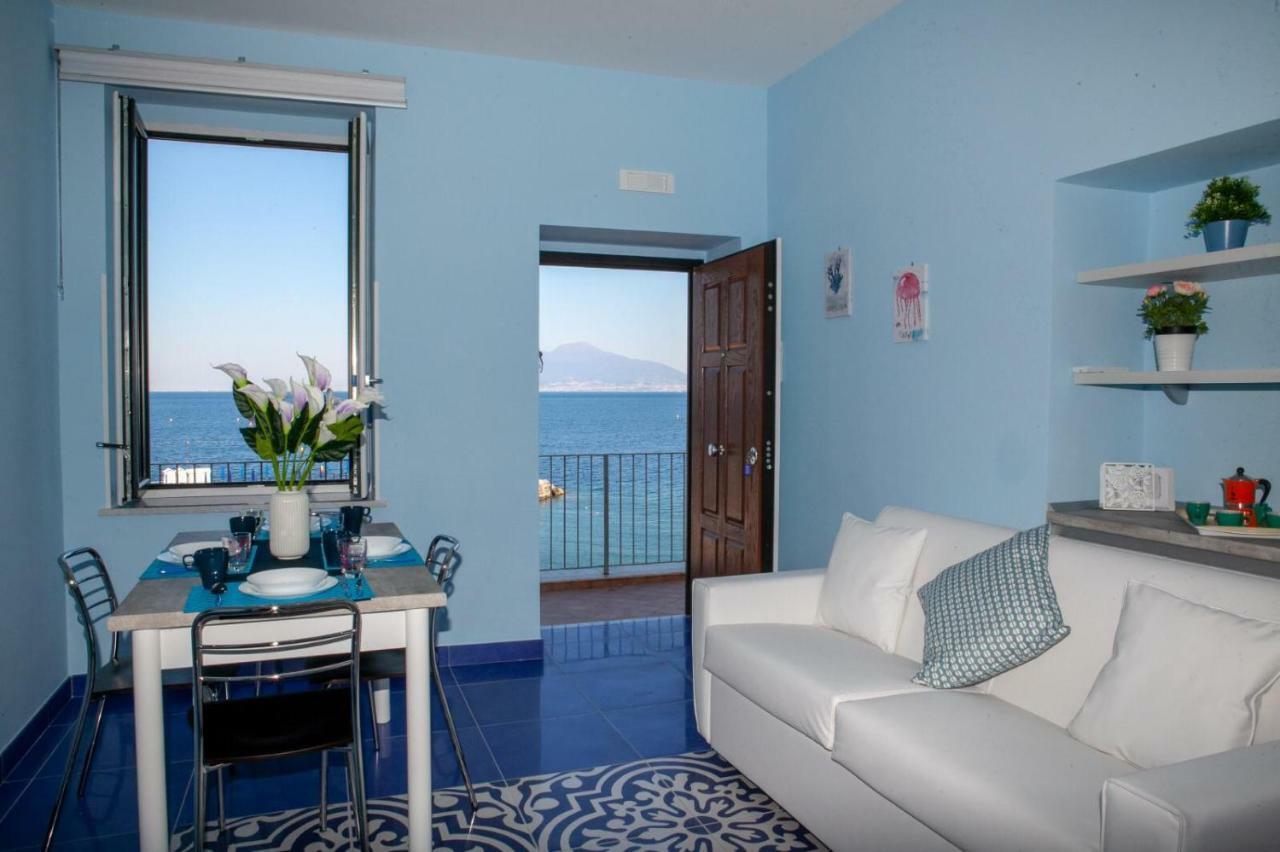 Il Borgo Antico Sorrento Sea View Apartman Kültér fotó