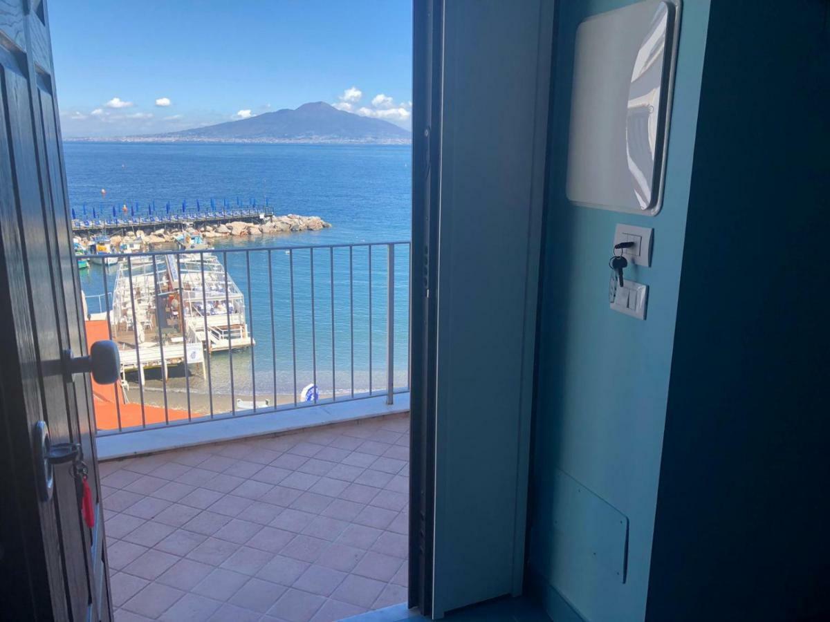 Il Borgo Antico Sorrento Sea View Apartman Kültér fotó