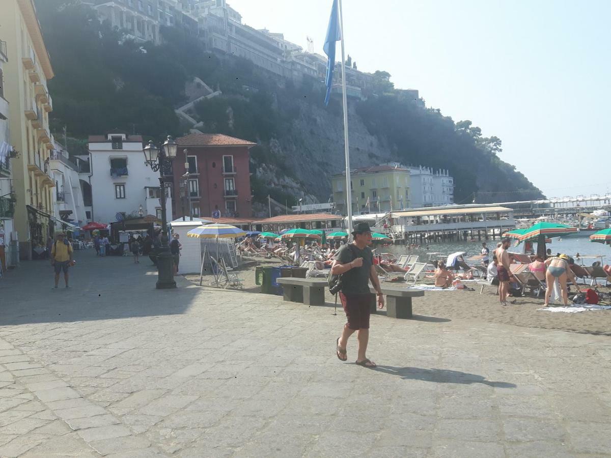 Il Borgo Antico Sorrento Sea View Apartman Szoba fotó